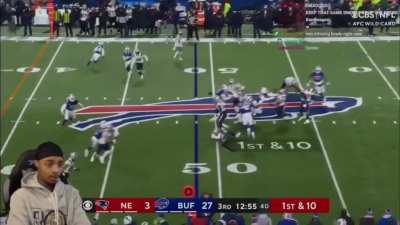 Playoff football everybody