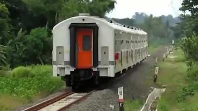 Crossing unguarded rail without looking first