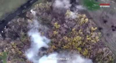 Ru pov LPR Destroys Ukrainian bmps and troops