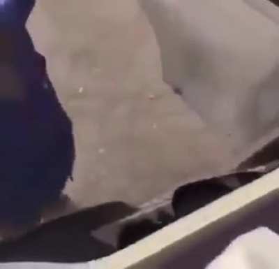 Big hold up moment