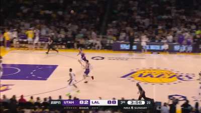 [Highlight] AD with a ridiculous snatch-block to get his 4th block of the game