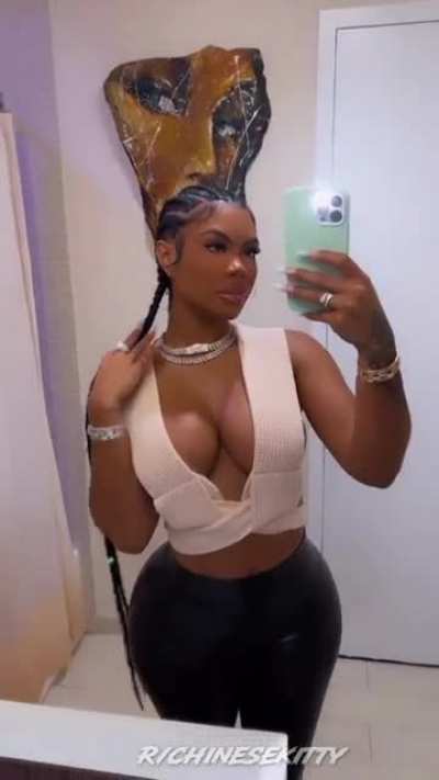Tig Ol’ Bitty’s