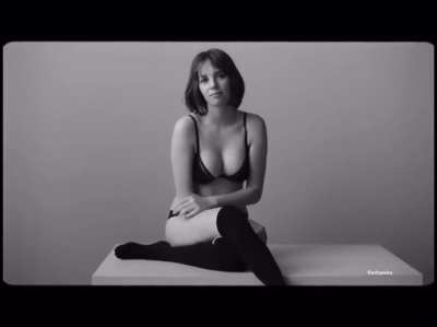 Maya hawke