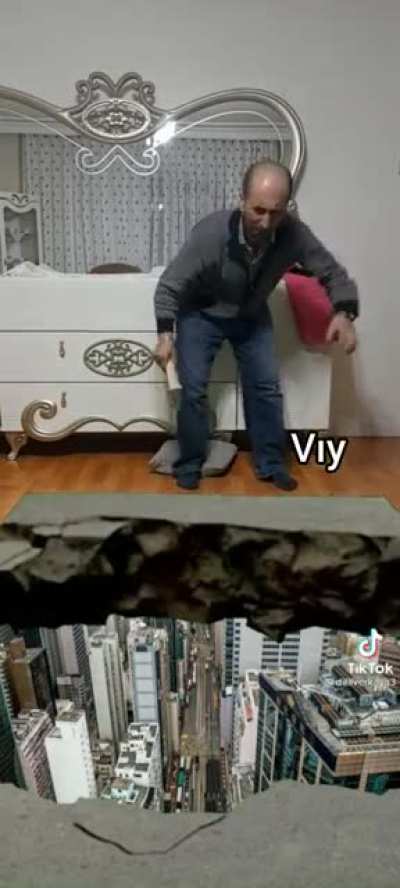 arkaplanda geçen olayı çözdüm beyler.