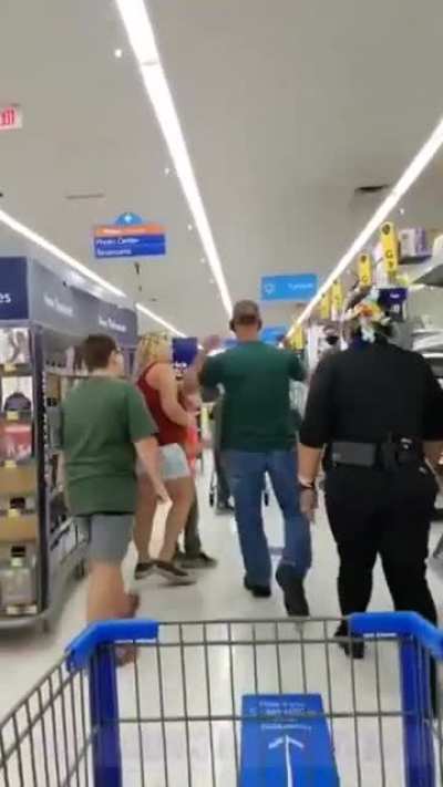 Anti-Masker Family Kicked Out Of Walmart