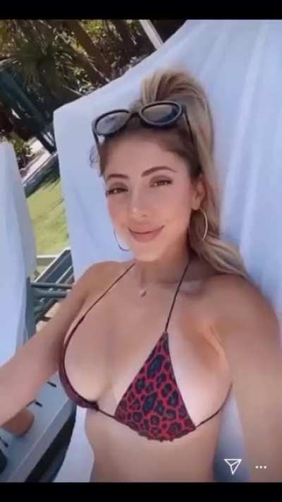 Valeria Orsini (@Val<wbr>eria_<wbr>Orsin<wbr>i)