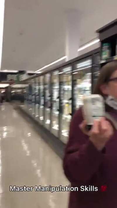 Guy goes around assaulting random women in Sacramento