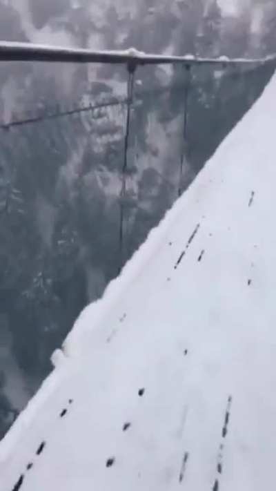 Bridge traverse
