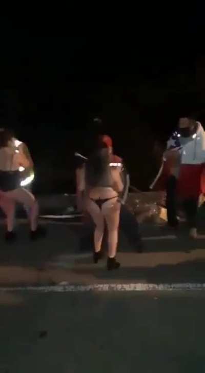 Super digna la forma de protestar