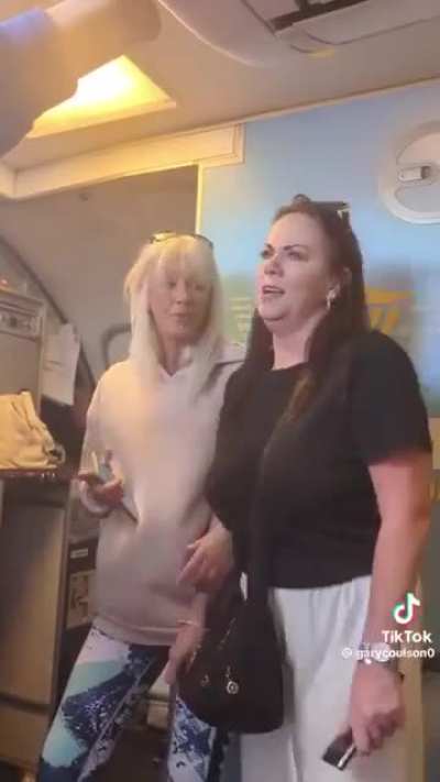 Drunk Karen on plane