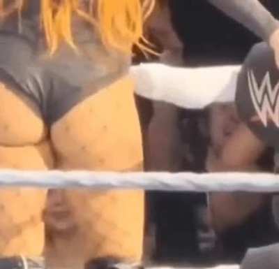 Becky 🍑
