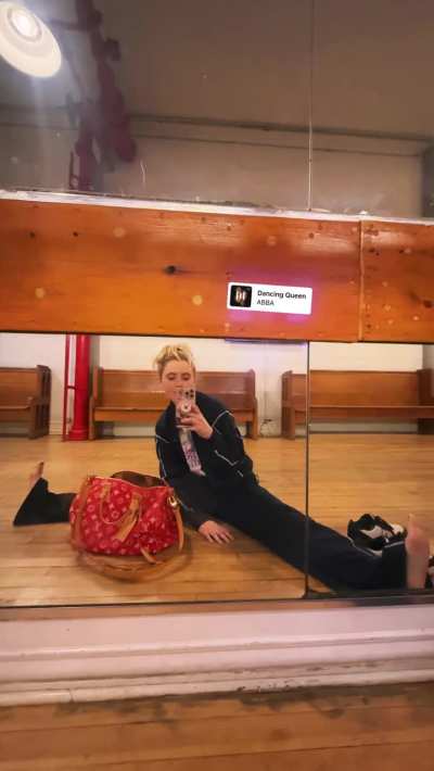 Kathryn Newton