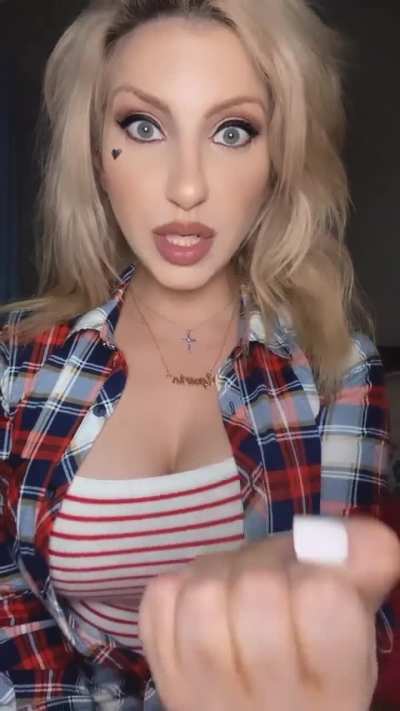 Tits flexing 