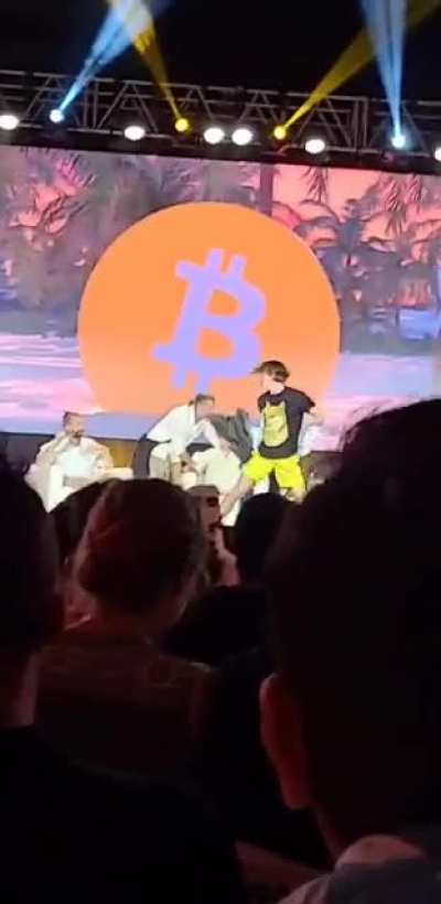 Doge coin to the moon baby🚀🚀