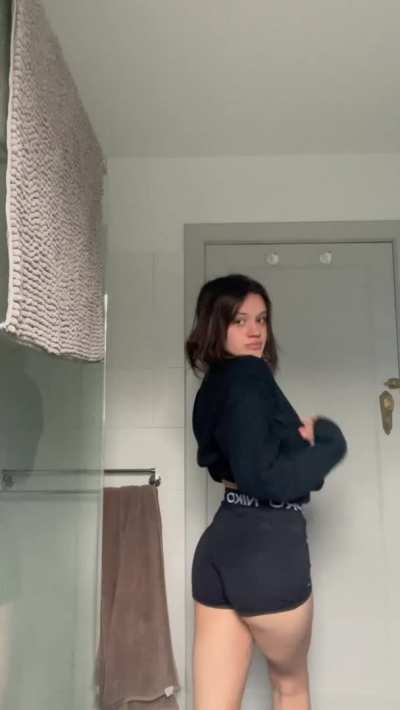 Good morning ☕️ here is my titty reveal ☺️ [oc]