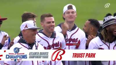 [Highlight] Dansby Swanson shares his thoughts on Freddie Freeman.