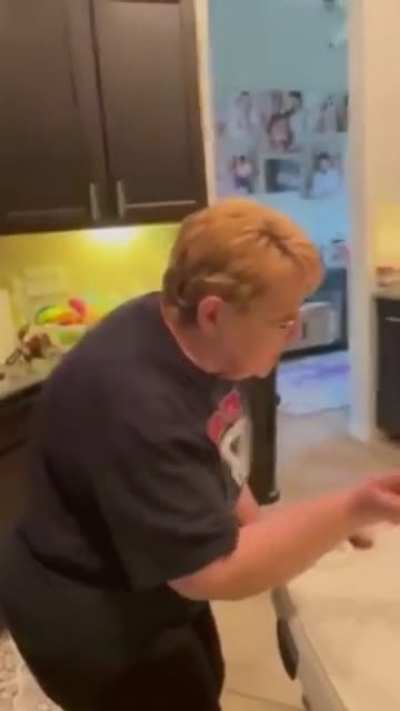 baby not impressed by her grandmother