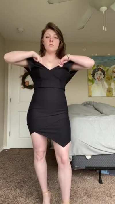 Being in my sister’s body has been a total bummer... until a guy asked me to go to formal with him! I don’t know why, but I’m really excited.I’ve been sending him videos of the outfits I might wear, and today I teased him a little extra.My sister is miser