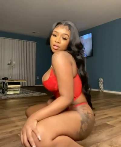 IYKYK 😈😈😈 S H E . L I T