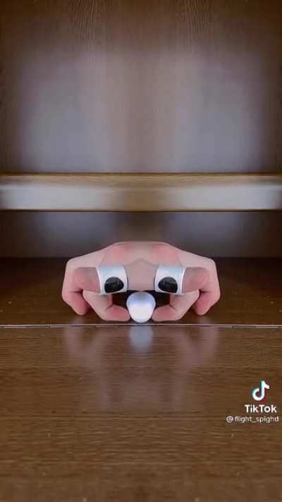 Blursed_SpiderHand