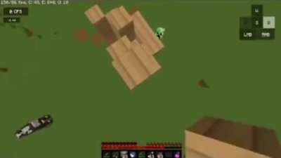 Fortnite players playing Minecraft like