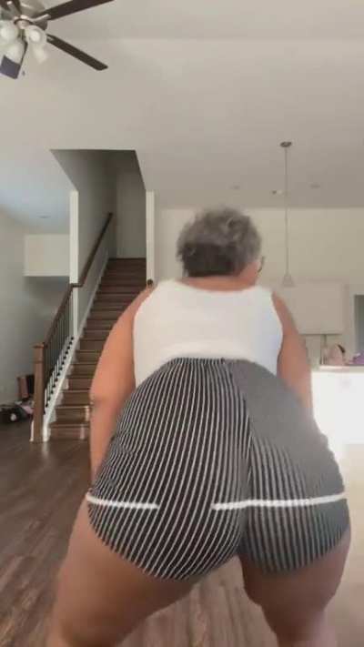 Granny Go Dumb (@gra<wbr>nnygo<wbr>dumbe<wbr>st)
