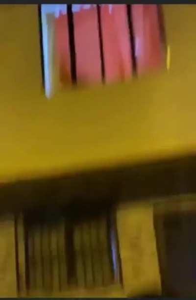 [SFW] adam evlenme teklif etmeye geliyo karşılaştığı manzaraya bak. kızlara zerre güvenirsem orospu çocuguyum