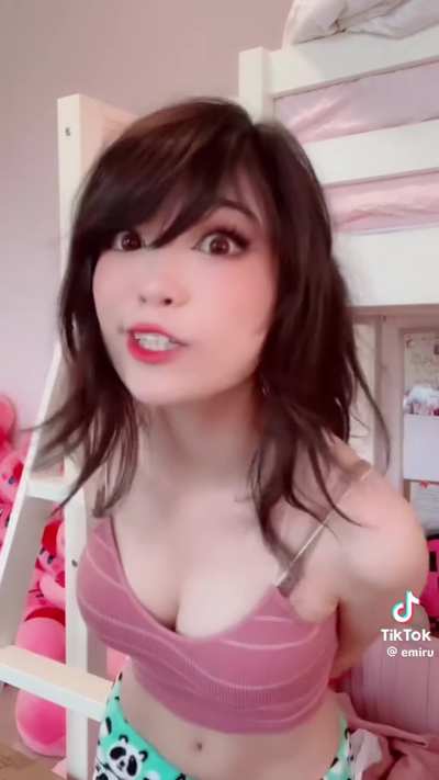 Emi <3