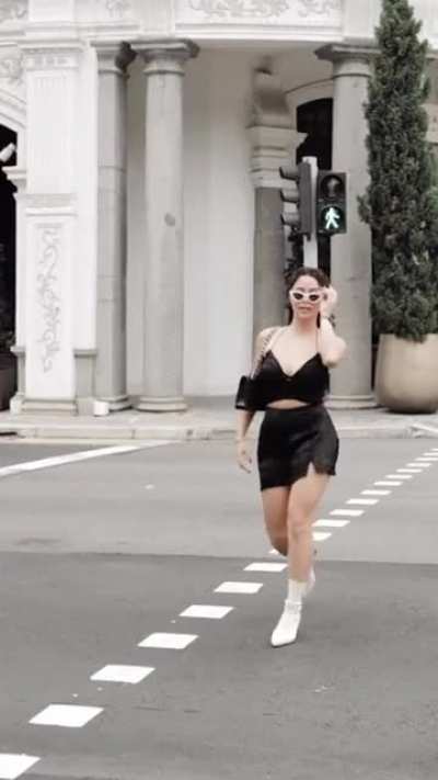 Yassi Pressman
