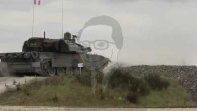 when you have an autoloader but dosent turn your tank into a space program upon hit