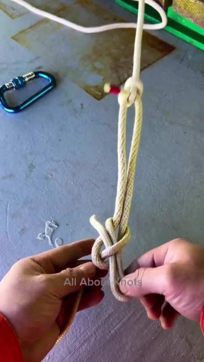 How to tie a Quick Release Sheet Bend.