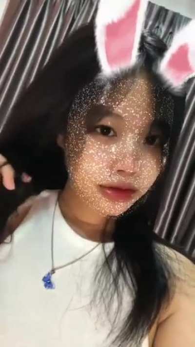 Another one.. someone help me with the trend/song name