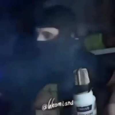 MRW I start cooking a nade to throw into a room but then all my buddies run in