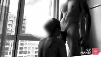 He loves when I suck his cock, hands free. 🙋🏽‍♀️