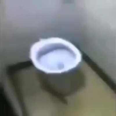 Ñ