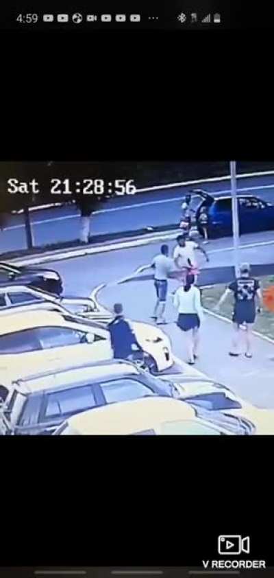 WCGW if I'm the only one with the knife