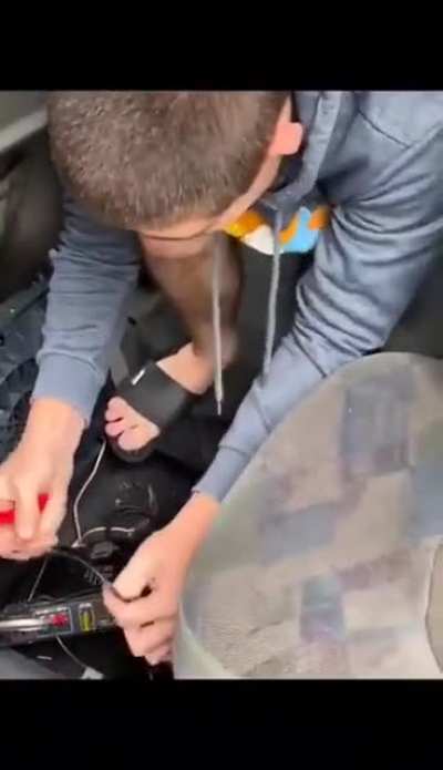 Io toată viața me lucrez pe așa blyat, ci, n-ai încrediri?