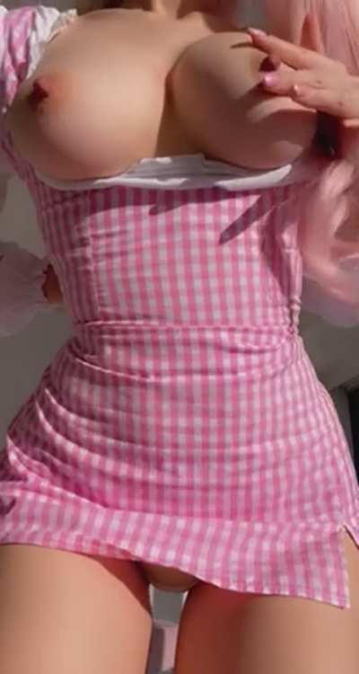 My Japanese body looks amazing in this dress