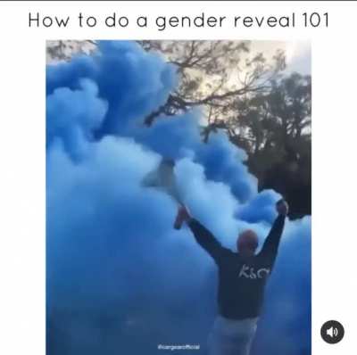 Anybody know the yellow car that did the gender reveal? That engine sounded like a JZ so I’m thinking an old Toyota, but I could be wrong.