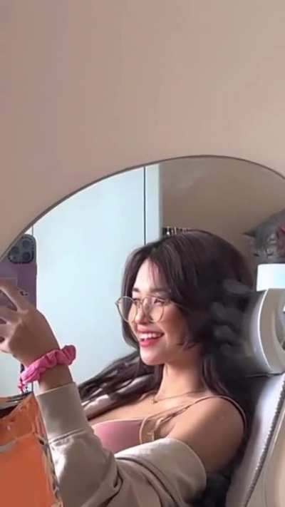 Jeila Dizon