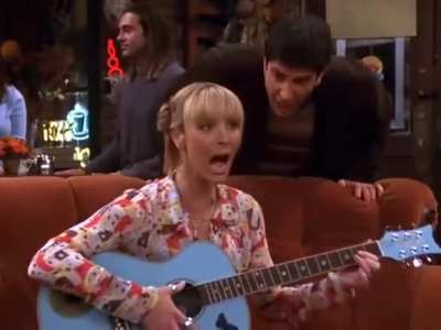 Deleted portion of a scene in The One With Monica’s Boots, which is the 10th episode of season 8. Hilarious how it basically shows that Ross was right about them (at least Phoebe) not having 