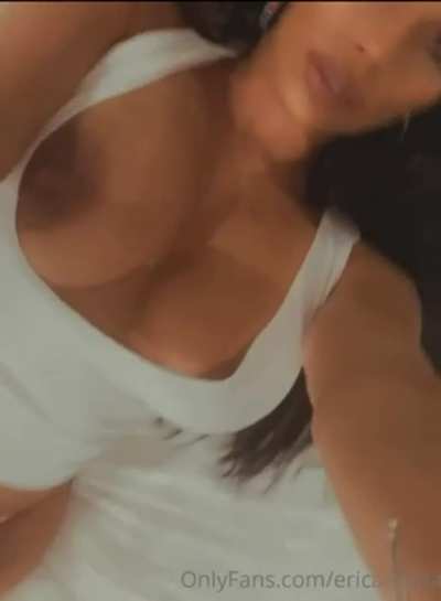 Erica Menā