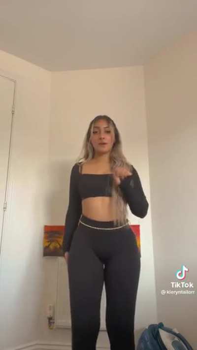 Bad Indian Bitch 👅