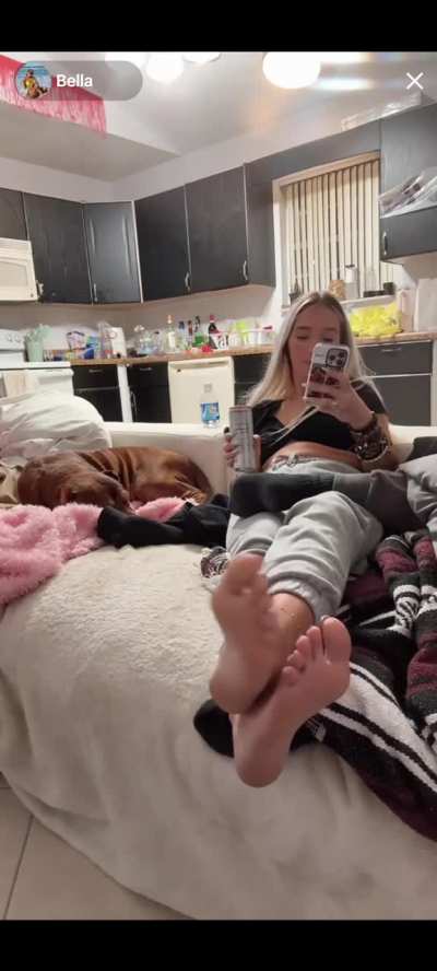 @bellaaxbaby