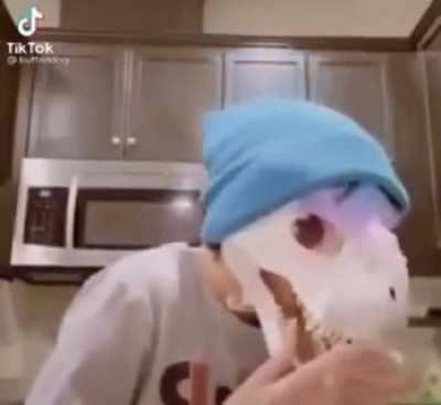 se murio