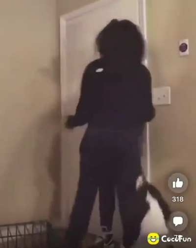 she's walking somebody house but didn't expect the smoke
