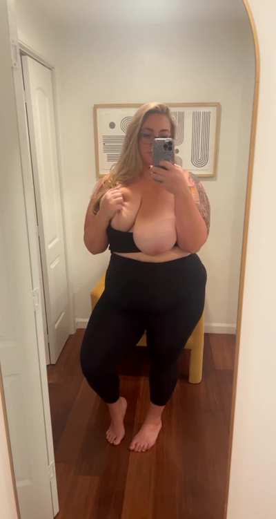 Milfy titty drop 