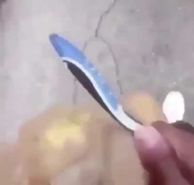 Jahtoothbrush 😳😂
