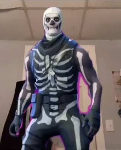Neck beard ascend