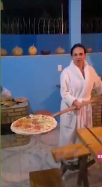 Making a pizza